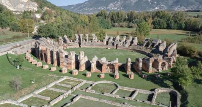 Amiternum “reveals” the mosaics of the Domus