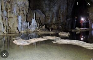 Le grotte di Pietrasecca, un tuffo nel “fantasy”
